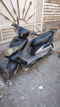 سكنس فحل للبيع الدراجة شغالة بس تحتاج تصليح ما بيها سحب وما اعرف وين ا...