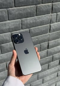 ايفون 13 برو ماكس أسود دبل سيم كارت  ذاكرة 128 گيگه... البطارية 85🔋 كا...