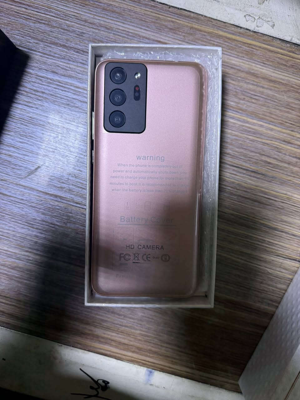 السلام عليكم 
عندي كميه مال تليفونات شرط جديد و كارتون و كله شغال 
 السعر 35
الكميه خير من الله 
***********
