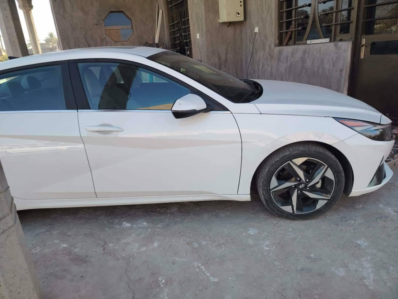 النترا هايبرد وارد امريكي ٢٠٢٣ فول مواصفات حادثها موضح بالصور للاستفسار ***********
