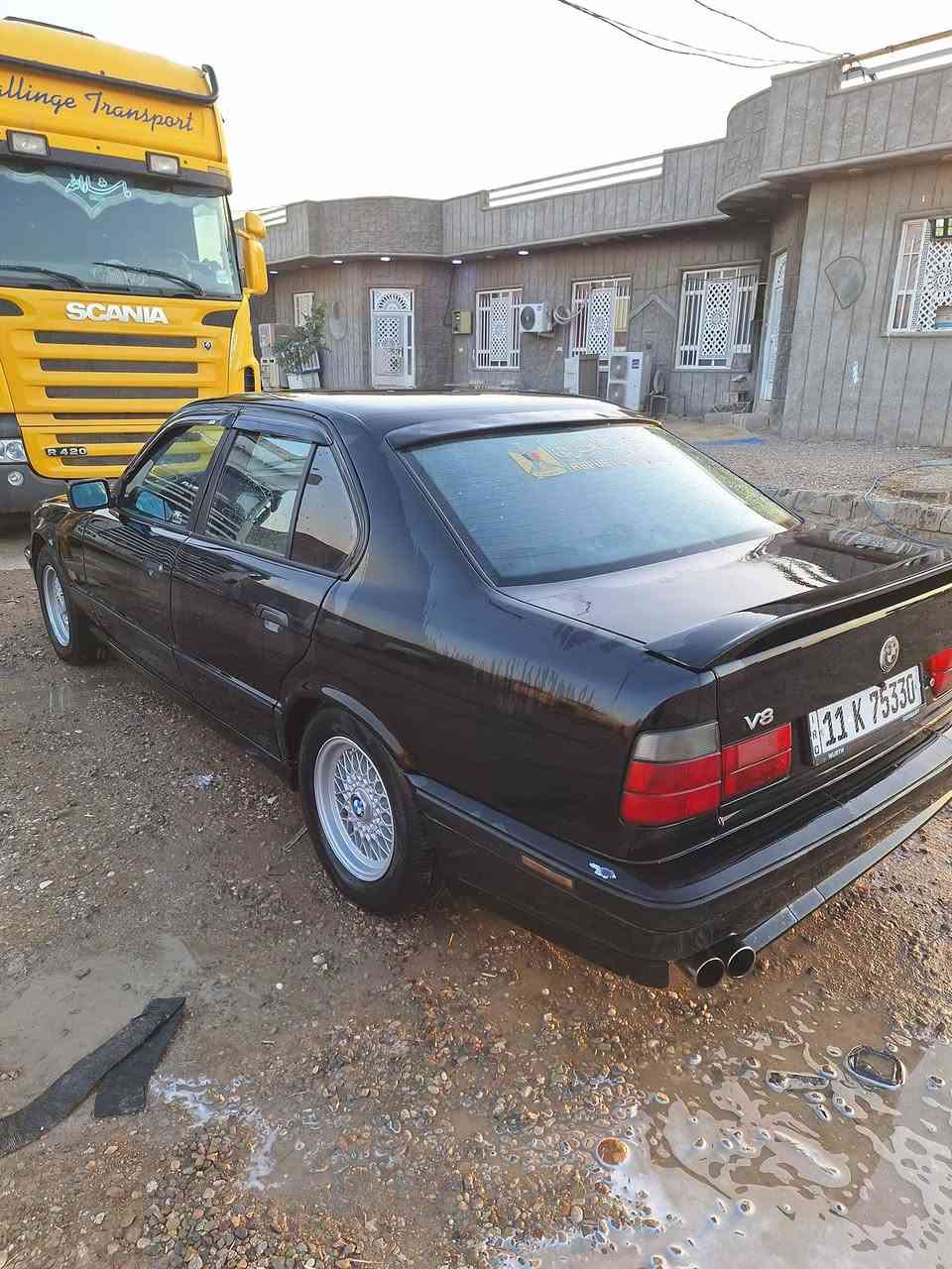 اصل شاد مكينه 44/V8 

سياره كامله من كلشي صدر جديد 

 تخم تاير جديد صدر خلفي جديد

سياره موديل 1993رقم نكليزي بسمي
 
مصفره من غرامات مصبوغه عام جماليه 

ايرباك تدفئه تبريد تقفيل جام بلادي سياره

 جاهزه من كلشي مابيه ضربه مكان سياره

 بغداد عارضه 97 ورقه وبيه مجال تعبان

 عل سياره كلش تصال عل رقم 

***********
