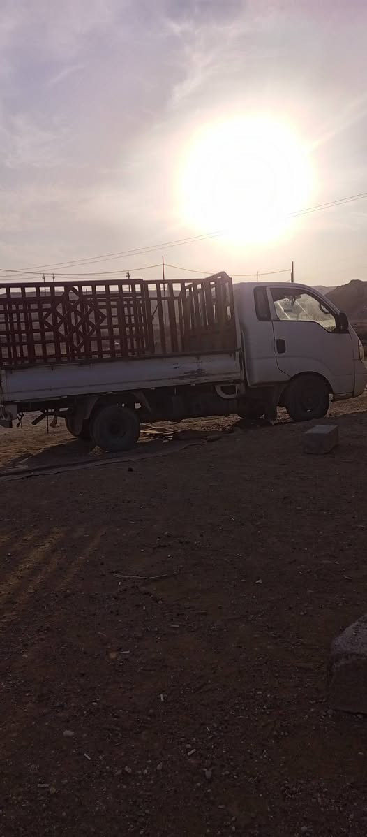 كيه نضيف2010 رقم اصفر مراوس اوبيع***********
