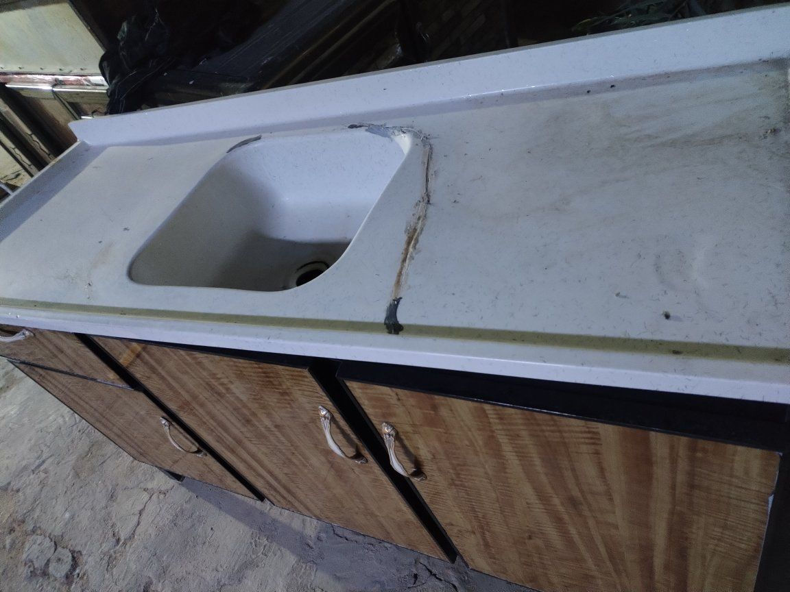 السلام عليكم كاونتر قطعتين بدون سنك حطاطة سعودي مترين ونص السعر ٢٤٠ وبي مجال قليل 
كاونترقطعتين حطاطة سعودي مترين نظيف السعر ٢٠٠ وبي مجال قليل
سنك مرمر بي فطر بس مايعبر مي السعر ٥٥ وبي مجال قليل
للاستفسار خاص اوالاتصال على الارقام التالية *********** هذا الرقم بي واتساب
*********** فلوجة قرية المختار
