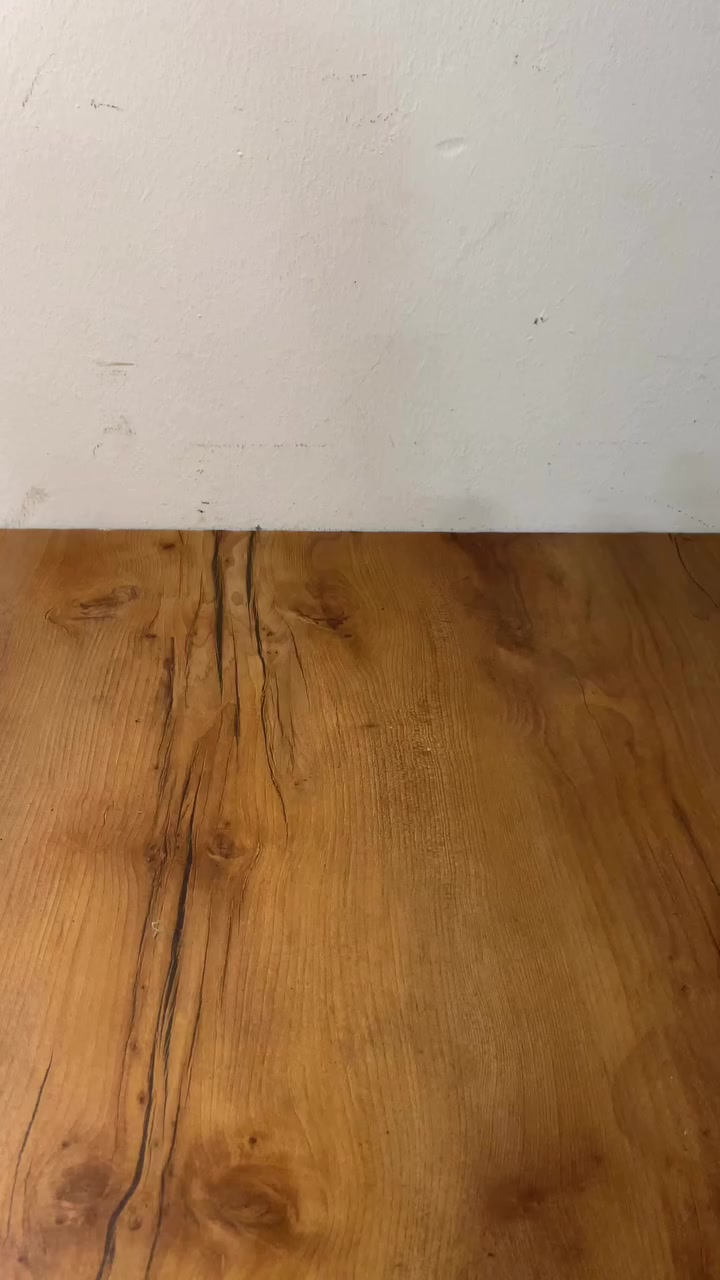 السعر 4 الف القطعه 
متوفر 3 اسود 
متوفر 2 وردي


**إذا كنت صاحب هذا الإعلان وتريد حذفه لأي سبب، رجاءا أرسل رسالة إلى الدعم الفني**