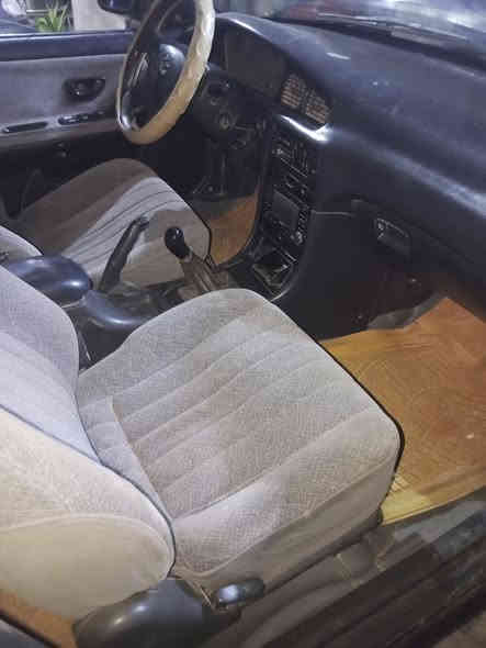 السلام عليكم سوناتا 2 موديل 95 كير عادي مكينة 1800 صدر خلفي امامي 70/100 تخم تيرات  تخم ويل جديد بسمي سنويه ال 27 داخل كلش حلو بدون ضربة رقم بغداد لايت عليه نصي شغال شواصي بدون لحيم هذا رقمي ***********
