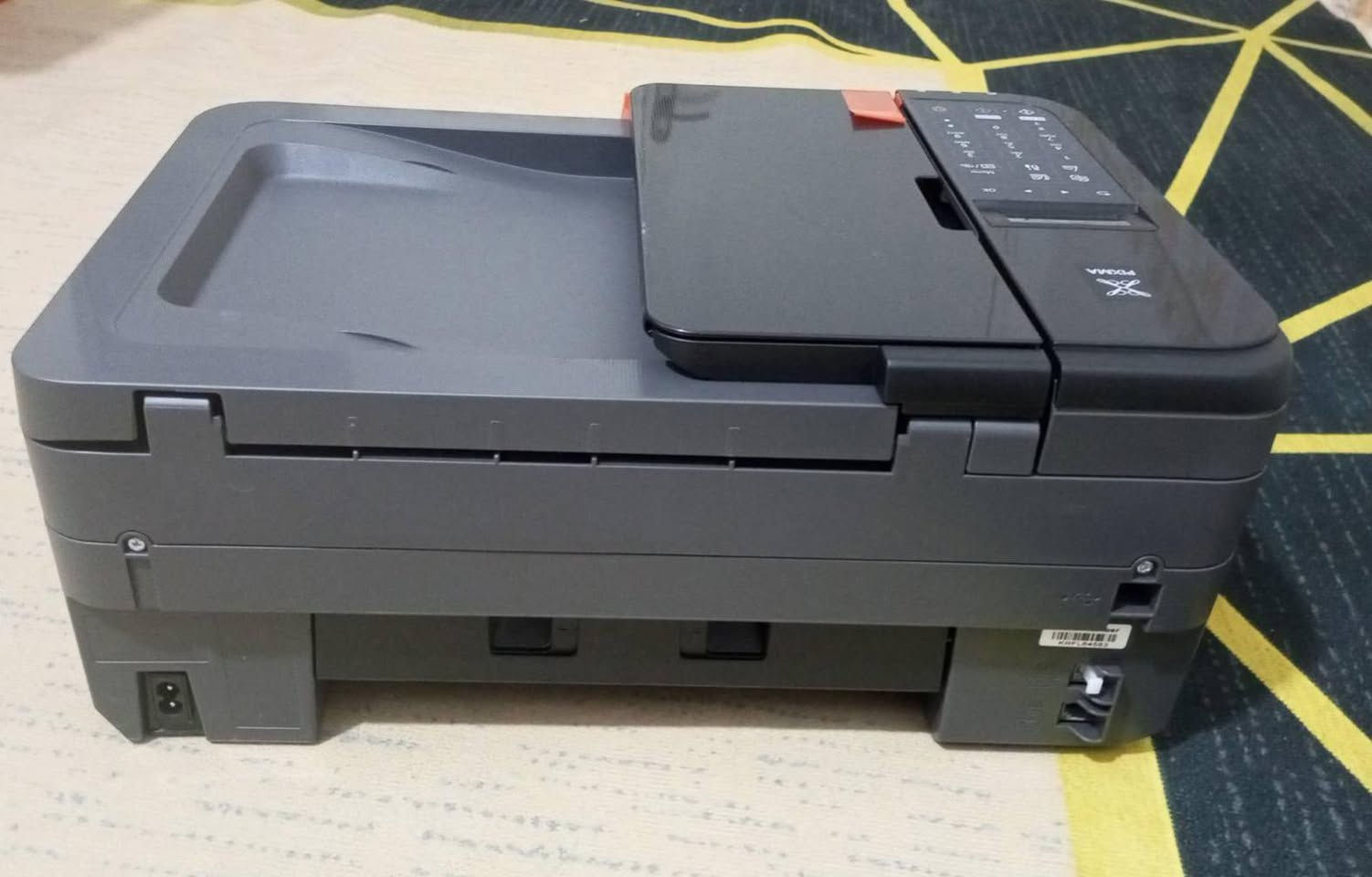 Canon TR4645
PlxmaTR4645
طابعة كانون سعرها 140 الف 
حقن خارجي
وجهين تلقائي بدون ما تكلب الورقه
واي فاي على كل الاجهزه
تطبع ملون وعادي 
ما مستعمله جديده حته لاصق بيها 
ويه ملحقاتها كامله حبر وكيبل لابتوب وقرص تعريفي كامل غراضها مثل ما موضحه بصوره 
عنوان بصره قظاء الهارثه 
رقم الهاتف ***********
