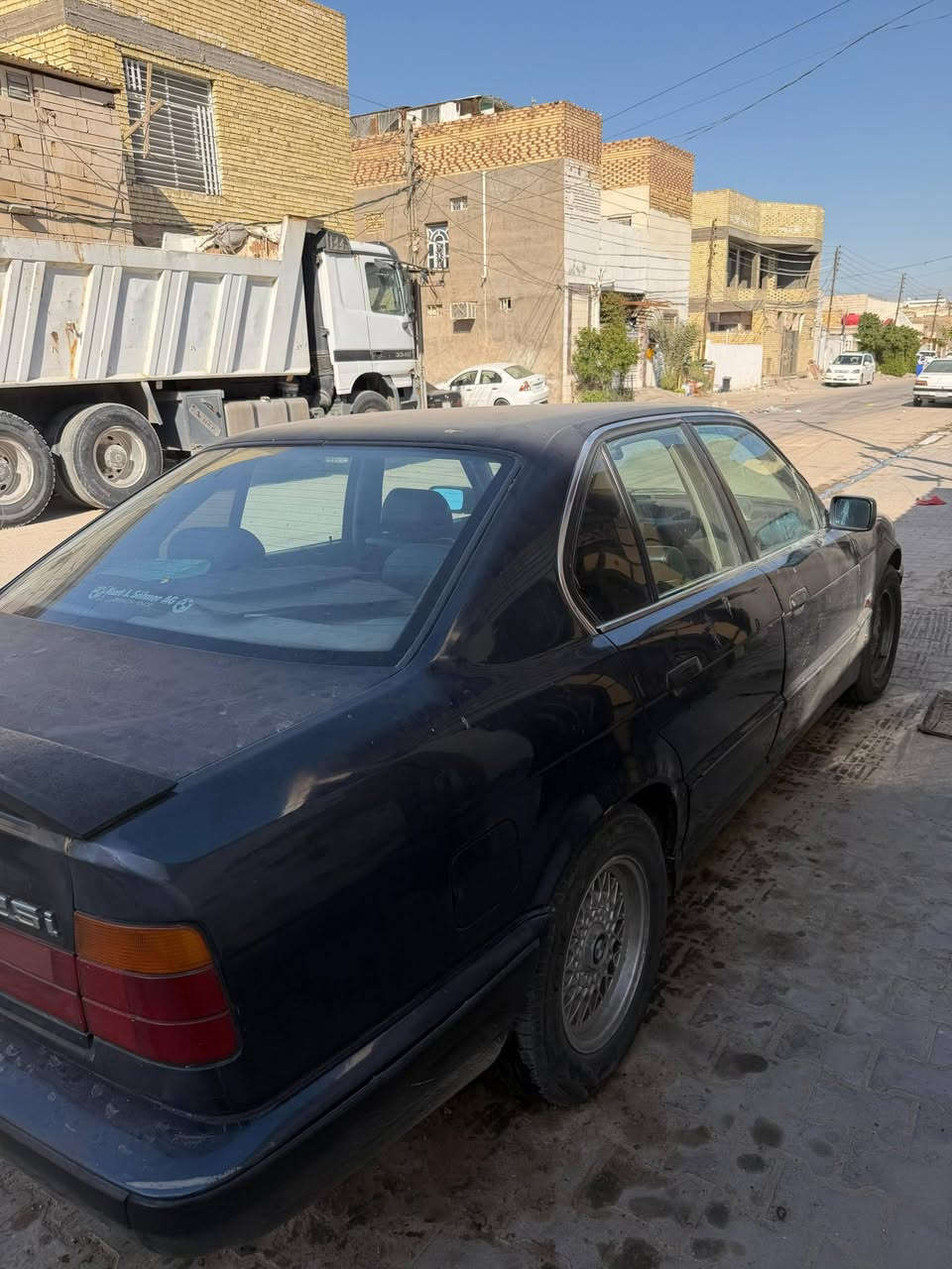 السلام عليكم
BMW 525
موديل 90 
مسكر عدل كير اوتو
حداديه كير مكينه كفاله 
تخم تاير جديد 
مصبوغه عام للجماليه مكفوله من الضربه 
تبريد ثلج كهربائيات كلها شغاله 
رقم بغداد بسمي 
السعر 58 وبيها مجال قليل 
***********
مكاني نجف
