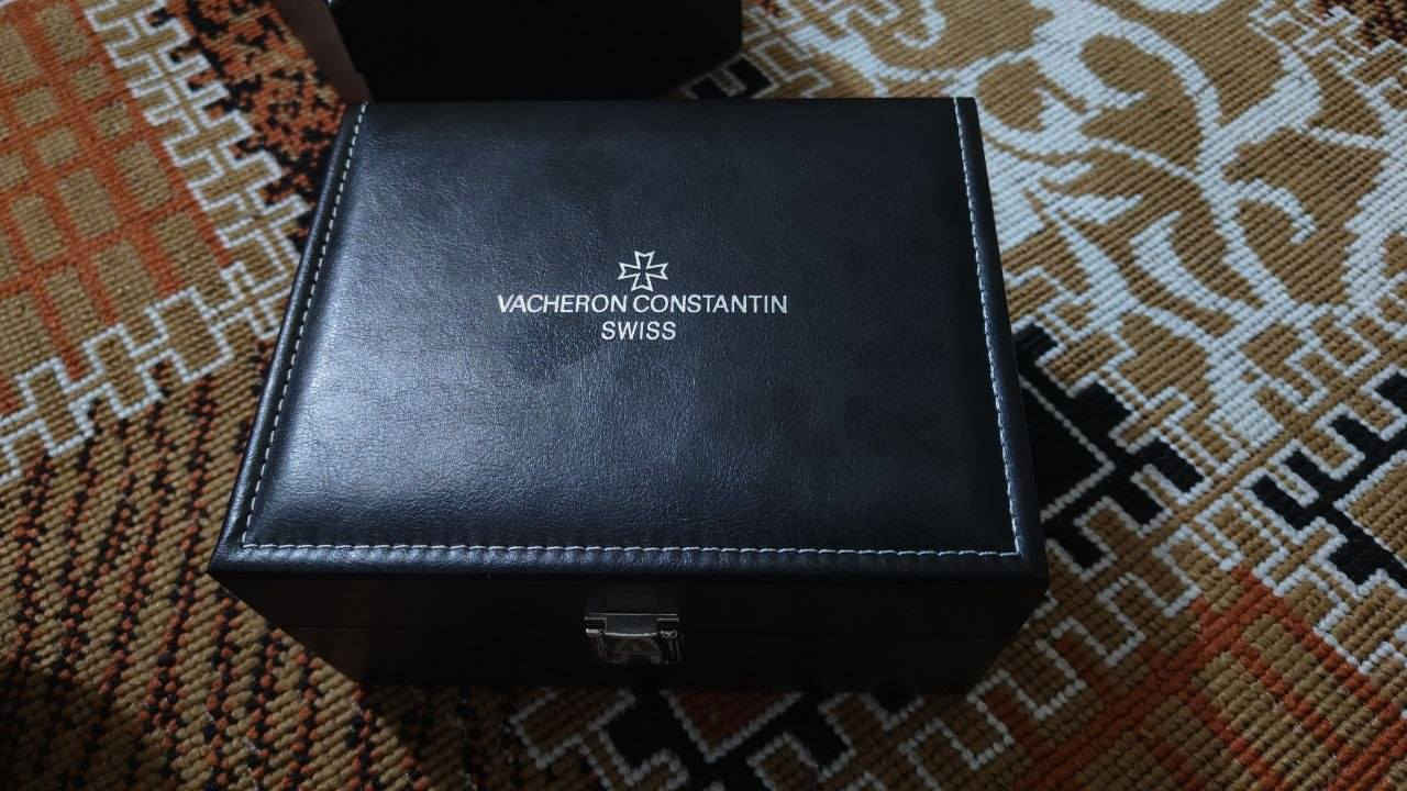 ساعة فاشيرون كونستانتين هيستوريكس 222 (Vacheron Constantin Historiques 222 ساعه طبق الأصل كامله ملحقات السعر خاص  المهتم ختومات مكينه وسير


**إذا كنت صاحب هذا الإعلان وتريد حذفه لأي سبب، رجاءا أرسل رسالة إلى الدعم الفني**