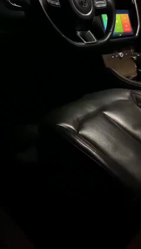 السلام وعليكم سيارة mg rx8 للبيع السياره فول الفول ومكفوله ومثل ما واضح كامكم لل تواصل ***********
