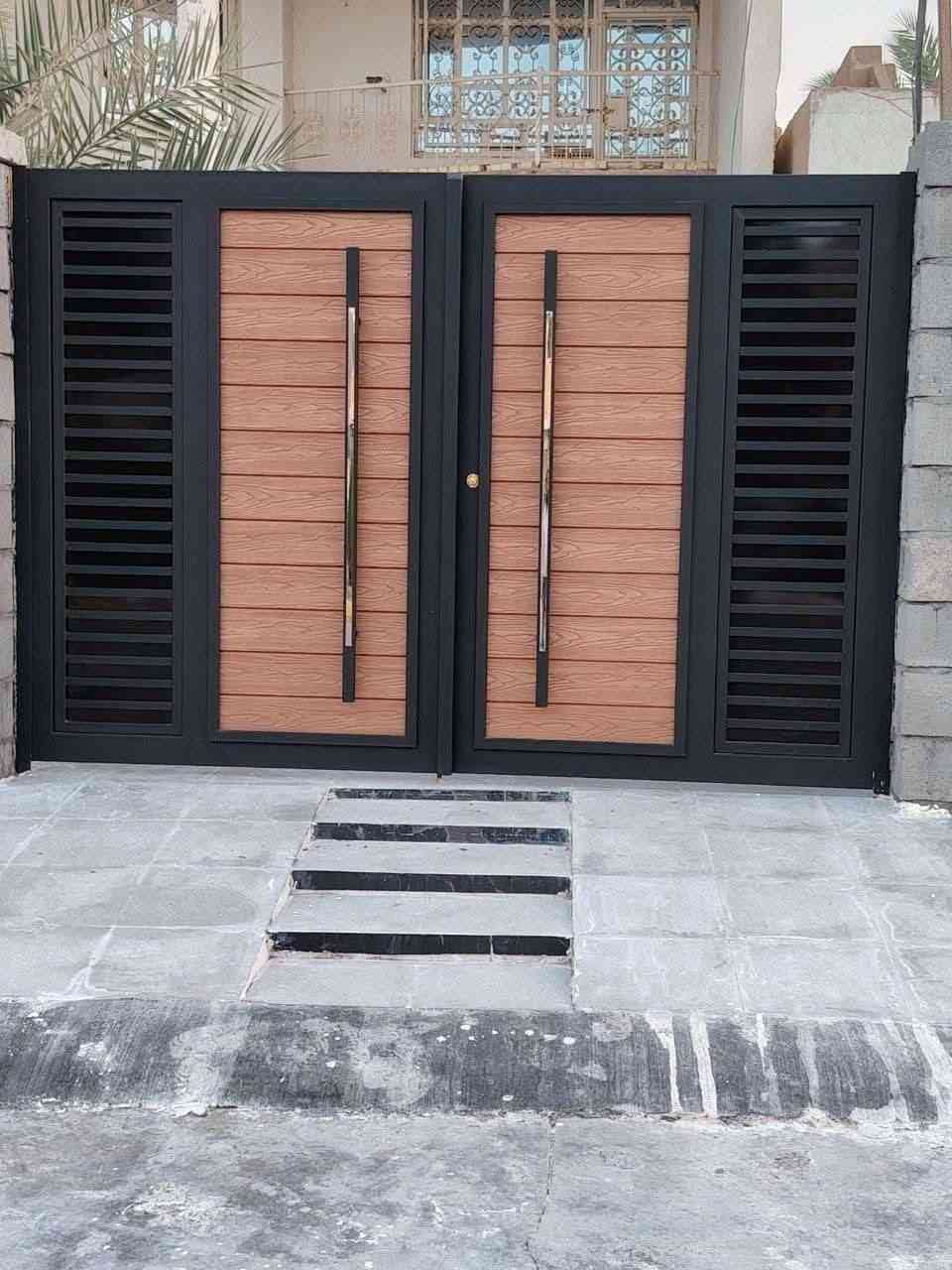 سلام عليكم حداد متجول في بغداد ابو قمر ***********
