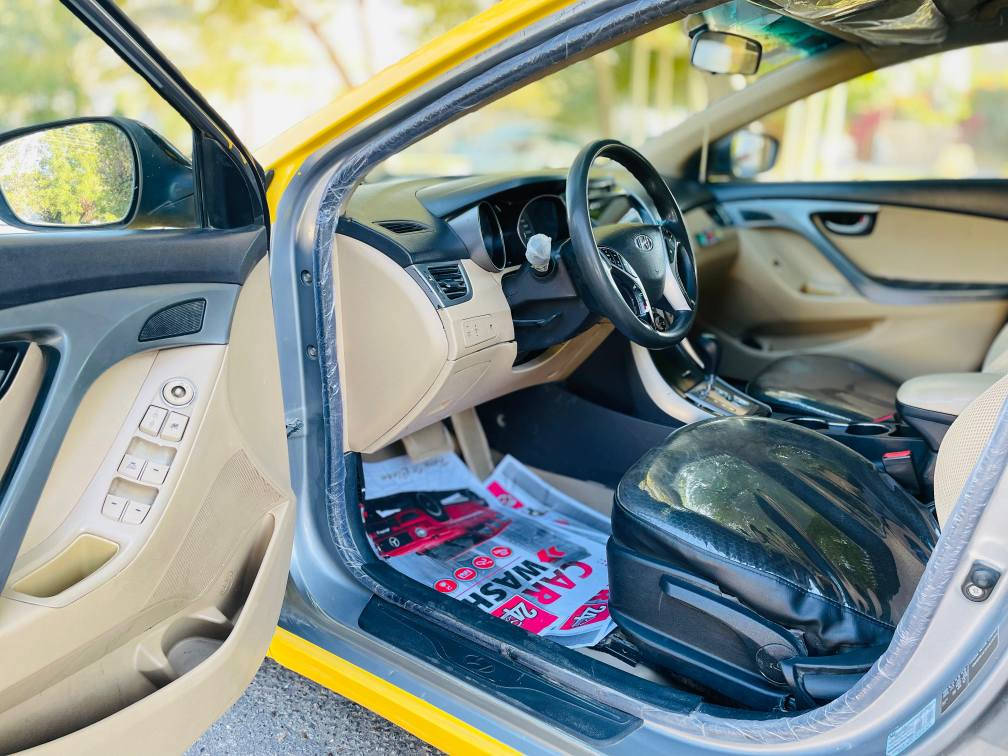 للبيع الإنتره موديل 2014  السعر  104  للاستفسار *********** خليجي  مكفوله من الضربه  بيه قبق جنطه مبدل بدون ضربه والباقي مكفول بدون تبديل  محرك 1800 دوش  خطه كربلاء -بغداد  سياراه جديده محرك وكير جدد  حداديه نضيفه  وجاهزه    مصفره هيئه وغرامات  سنويه لغايه 2230 باسمي تحويل مباشر   عنواني كربلاء كربلاء, العراق
