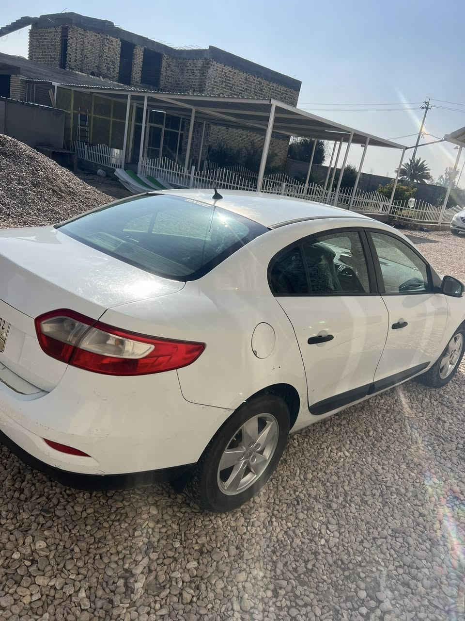 رينو فلاونس
موديل 2012
كير ومكينه جدد
تبريد  والتدفئة شغال 
كهربائيات بلاديه وكلشي شغال 
بدون اي ضربه وصبغ 
مكاني بابل 
السعر 62
***********
