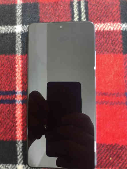 بوكو X5 pro
جهاز نضيف 

ذاكرة 256 

الجهاز مكفول فقط بي عواج بشاصي بسيط ومبين بصور ورافع الشاشه من فوك تحب تعدل الشاصي  تحب تعوفه هيج انته جناي هذا الشي ما ماثر 

سعرة 125 وبي مجال بسيط 

مكاني بغداد مدينة الصدر 

***********
