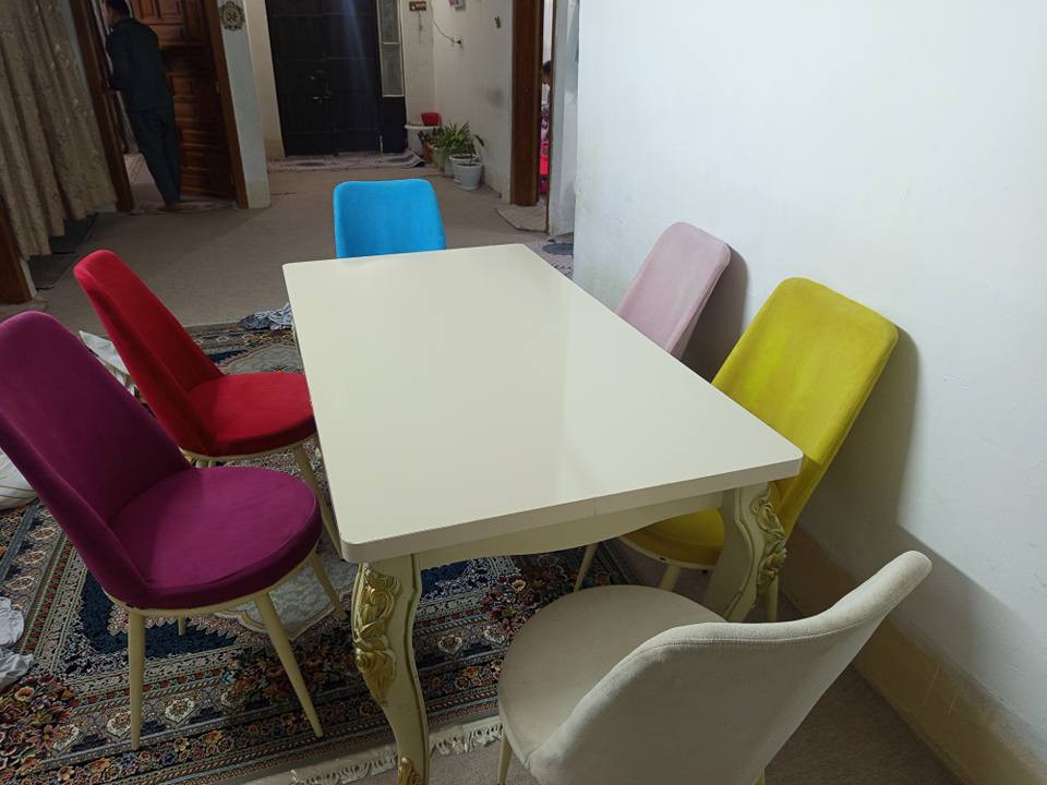 میزی نان خواردن 6 کورسی اسلی تورکیە موادی اسلیە زۆر توندە کورسی ملەوەن سعرم داناوە مجالەکی برایانەی تیدایە شوین شەقلاوە أربيل, العراق


**إذا كنت صاحب هذا الإعلان وتريد حذفه لأي سبب، رجاءا أرسل رسالة إلى الدعم الفني**