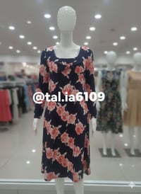 متجر ملابس • أناقة • تصاميم