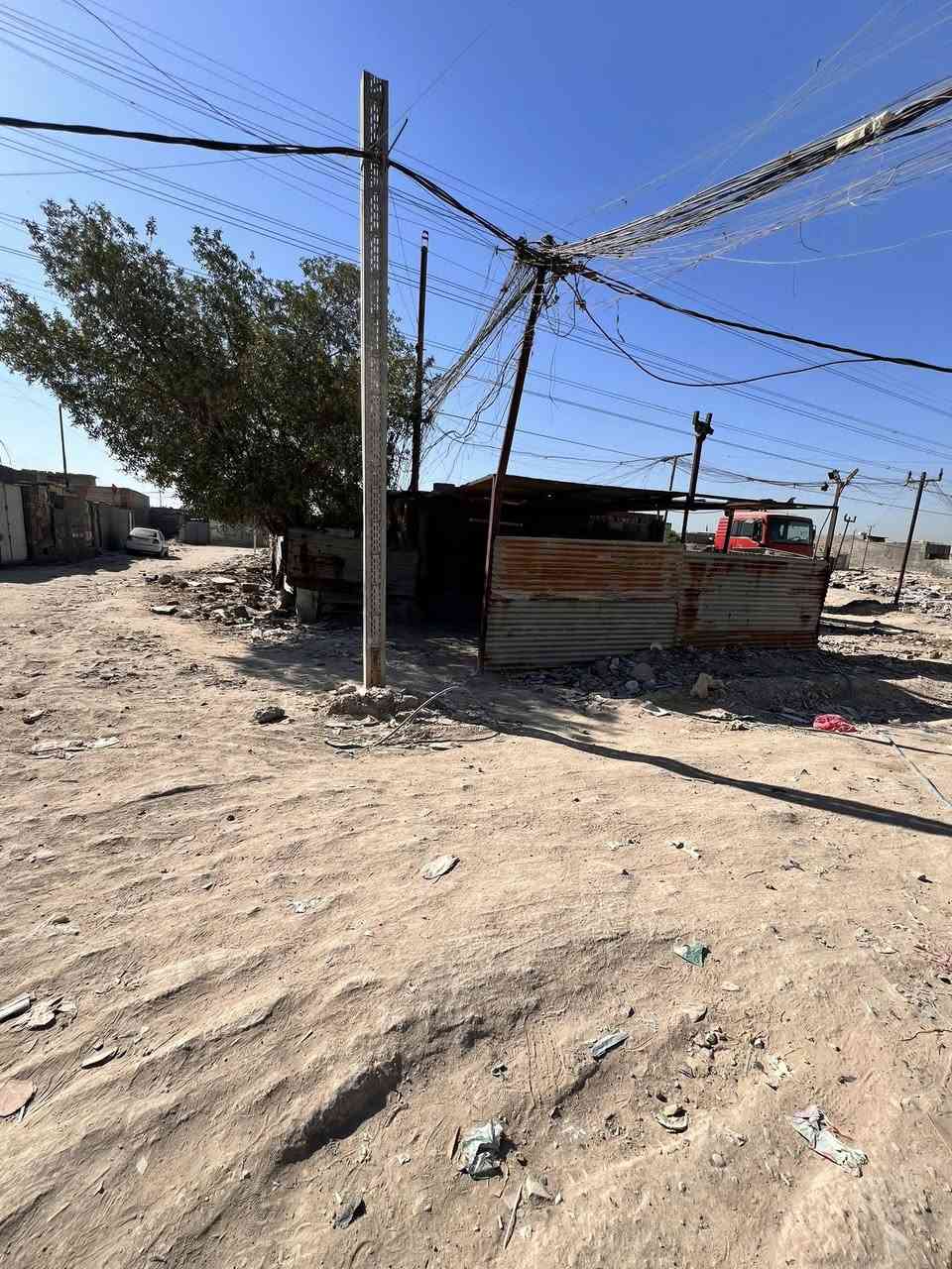 سلام عليكم موقع للبيع حملة800انبير مابي حصة وقودية موقع مرتب مكانة بغداد شارع السجة بل مية وخمسين الموقع عارظي ب6:500 وبي مجال للستفسر اتصال علة الرقم ***********
