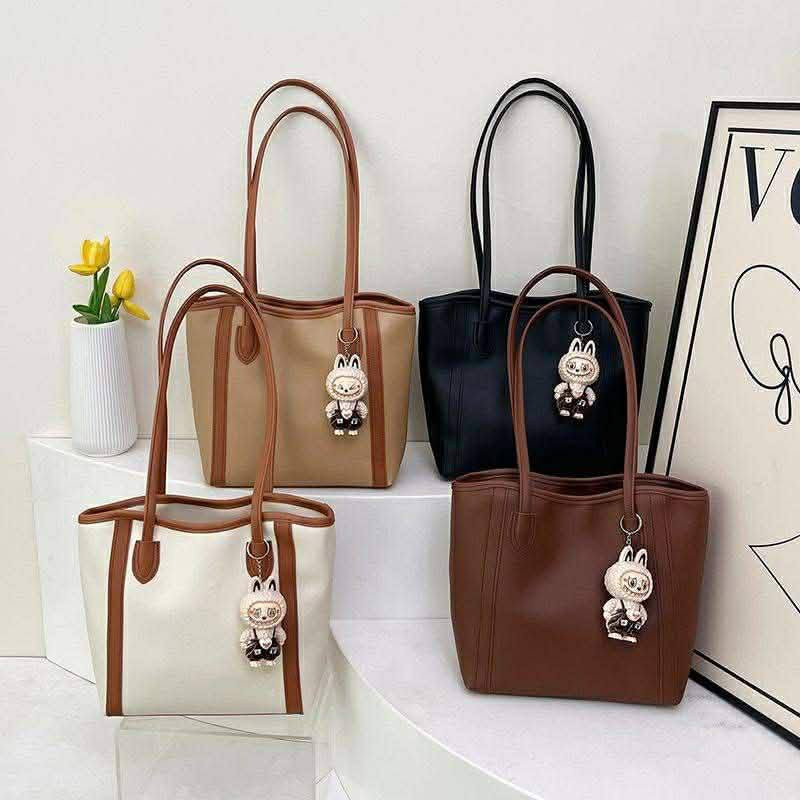 ✨وصل الجديد الأن ✨
👜حقيبه نسائيه لابوبو 🥰
خامه جلد سوفت راقيه +خفيفه الوزن وكلش عمليه لاستخدام اليومي 
👌
    القياس   38*25*11 سم
😍متوفر 4 الاوان 2 موديل 

💰السعر 15 فقط 💰مع التوصيل مجاني 

  يوجد خدمه توصيل الى جميع محافضات العراق

#ازياء زهرة


**إذا كنت صاحب هذا الإعلان وتريد حذفه لأي سبب، رجاءا أرسل رسالة إلى الدعم الفني**