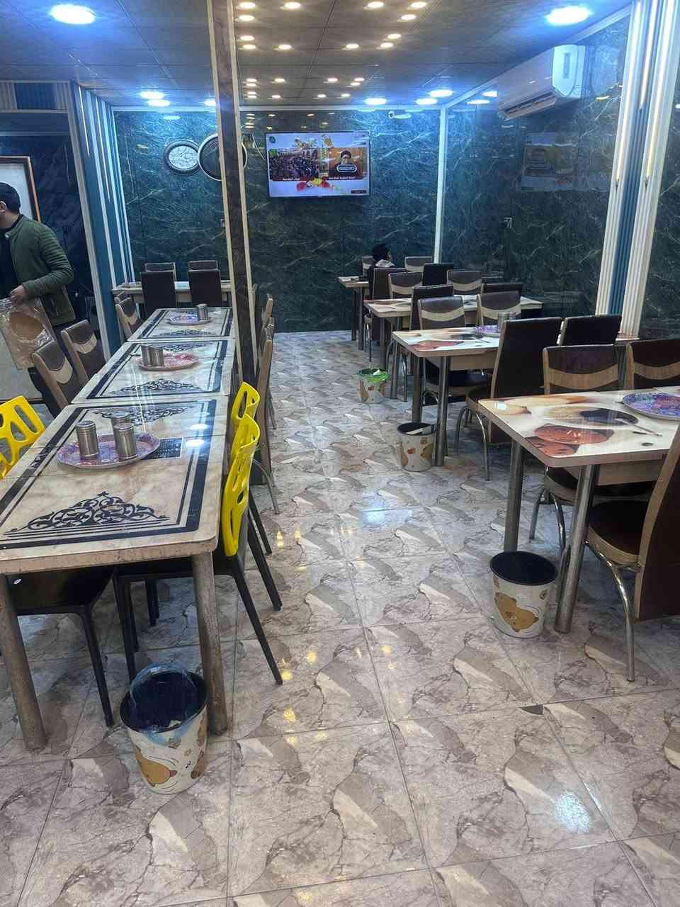 س
غراض مطعم للبيع كلمن وسعره
للاستفسار
***********
