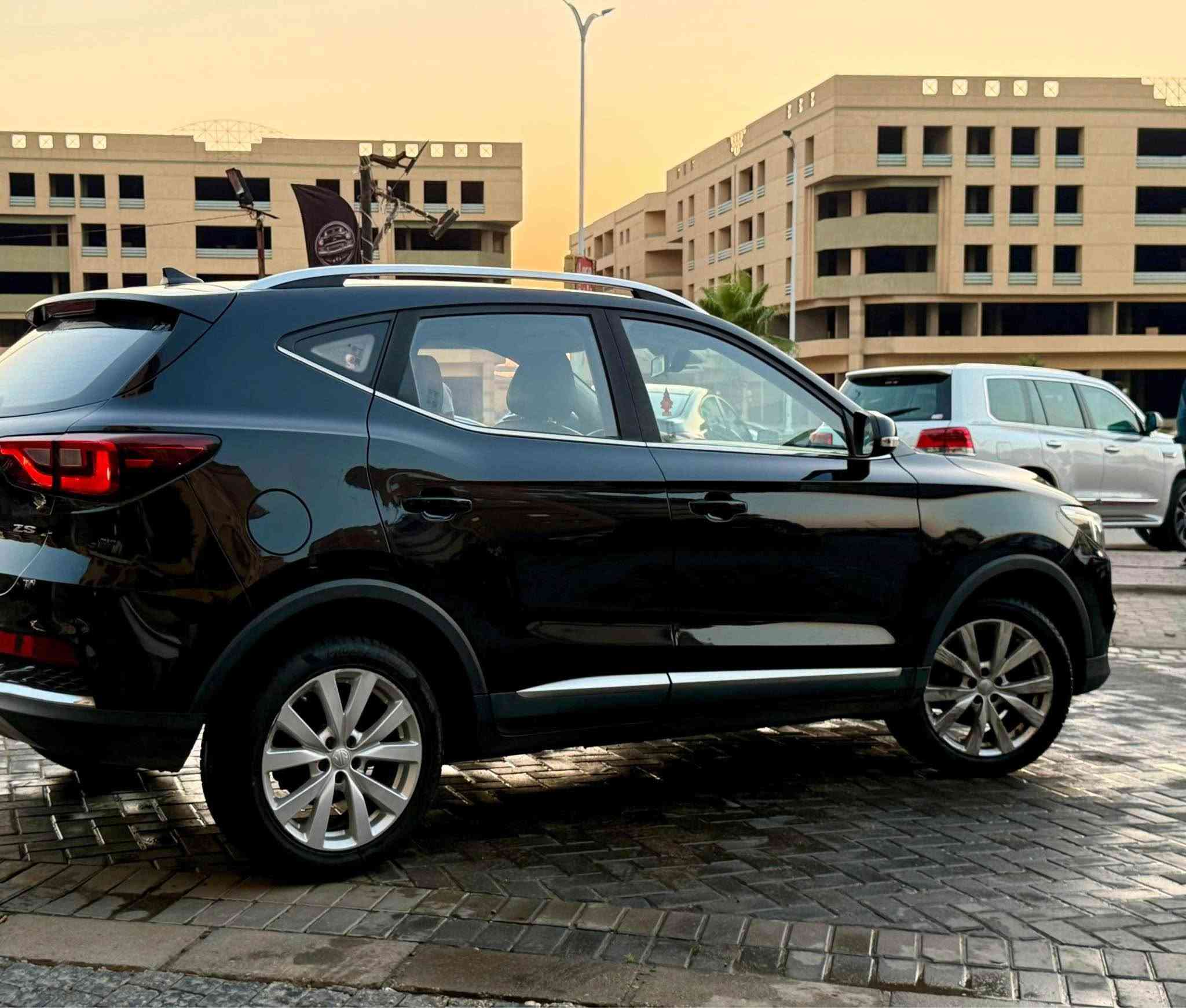 Mg Zs 2021 comfort 
فبريكه بالكامل عدا رفرف وباب وكبوت 
عداد 95,000 صيانات توكيل بالفواتير القاهرة, مصر


**إذا كنت صاحب هذا الإعلان وتريد حذفه لأي سبب، رجاءا أرسل رسالة إلى الدعم الفني**