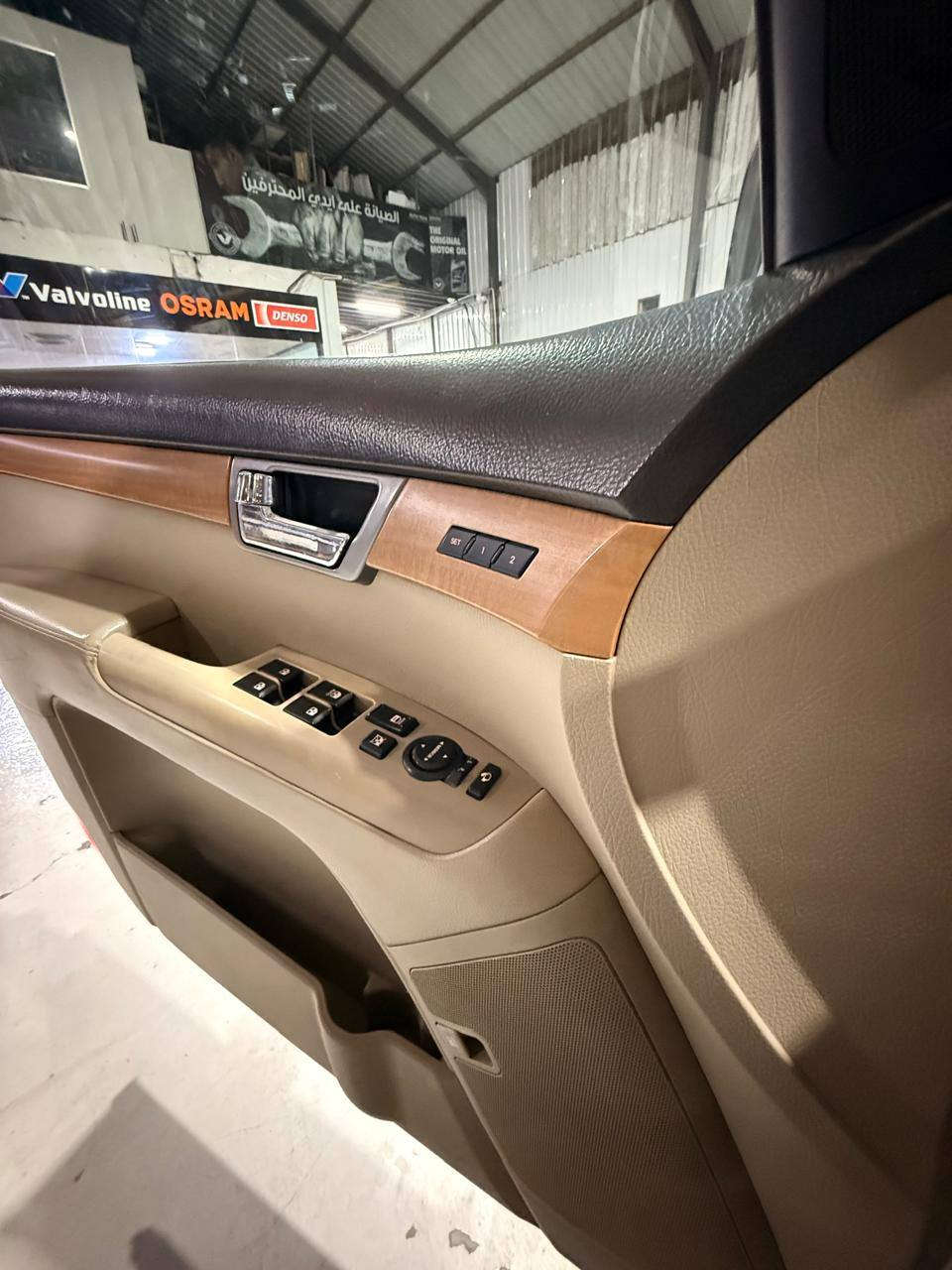 كيا مهافي خليجي
فول مواصفات موديل ٢٠١١ 

رقم بغداد مشروع وطني
السعر ١٥٥ وبيهة مجال 

المواصفات "
كشن كهربائي
تدفئة بالكشنات
سبعة راكب
فتحة سقف
كشن خزن
السيارة مكفولة كفالة عامة
عنوان السيارة الرمادي شارع ١٧
للاستفسار ***********
