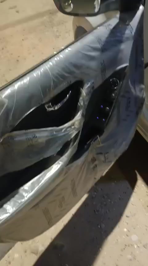 أسلام عليكم (( النتره للبيع ادوات ادوات كص جنطه فقط)) فول مواصفات واحد عله واحد محرك كير شرط صدر شرط تبريد ثلج (( السعر 46 وبيها مجال قليل) *********** المكان صلاح الدين
