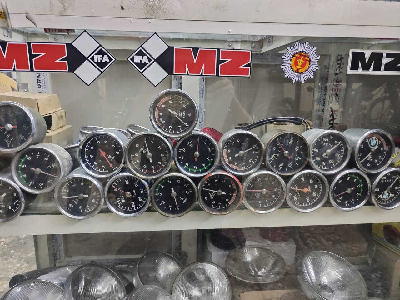 السلام عليكم جنايتنة الاعزاز قطع غيار ألماني للإستفسار الاتصال على الأرقام ***********/ *********** / وتحياتي للجميع مكاني النجف الأشرف شارع حنون مقابل مدرسه جمهوريه توصيل لكل العراق
