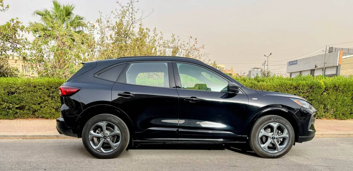 2023 ST Lien Ford Escape   

دەبل ئەكسل
‏‎
كوشن و سوكان هيته ر 
صنوق شفت تبريد مركزى
شاشه گيج الكترونى صمه 
شه غال لايت ليد رادارو حاسه و كاميره 
اوتو هولد و اتوستوب ستارت و بريك به صمه
ته نها 13هەزار میل ڕۆیشتوە
‏‎‏‎بصمة ابواب 
‏‎‏‎بصمة تشغيل
‏‎تشغيل عن بعد
‏‎‏‎شاشة دشبول ديجيتال
‏‎‏‎كاميرة
 ئیرباگ بەس سوکان
‏‎هاند بريك بصمة
‏‎اوتو هولد : 𝐀𝐔𝐓𝐎 𝐇𝐎𝐋𝐃              
‏‎اوتو ستارات : 𝐀𝐔𝐓𝐎 𝐒𝐓𝐀𝐑𝐓
‏‎اوتو ستوب :  𝐀𝐔𝐓𝐎 𝐒𝐓𝐎𝐏
‏‎رادار امامي (تحديد مسار)
‏‎‏‎رادار جانبي (نقاط عمياء)
‏‎‏‎رادار خلفي (التحذير من الاصطدام)
‏‎‏‎حساسات خلفى
3 پستۆنی تۆربۆی مەكینە15
‏‎نظام : 𝐄𝐂𝐎
‏‎نظام : 𝐍𝐎𝐑𝐌𝐀𝐋
‏‎نظام : 𝐒𝐏𝐎𝐑𝐓
‏‎كشنات جلد
‏‎كشنات كهربايي 
‏‎كشنات هيتر
ژمارە تلفۆن *********** وتساب فایبەری لەسەرە أربيل, العراق
