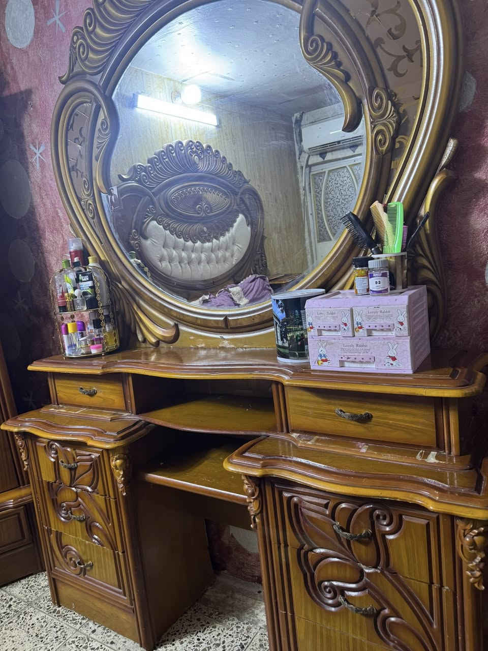 لسلام عليكم غرفتي للبيع آჂ̤ ضرر مابيها فقط محتاحه صبغ تكدرون هذا الضبغ الابيض تصبغون النازل جديد كلشيي مابيهاا أريدها ب ٣٠٠ جبيره ونظيفه وحلوه. ماخذتها ب ٤ ملاين لان خشب ثكيل   وبيها مجال مكاني مدينه صدر قطاع ١٣


**إذا كنت صاحب هذا الإعلان وتريد حذفه لأي سبب، رجاءا أرسل رسالة إلى الدعم الفني**