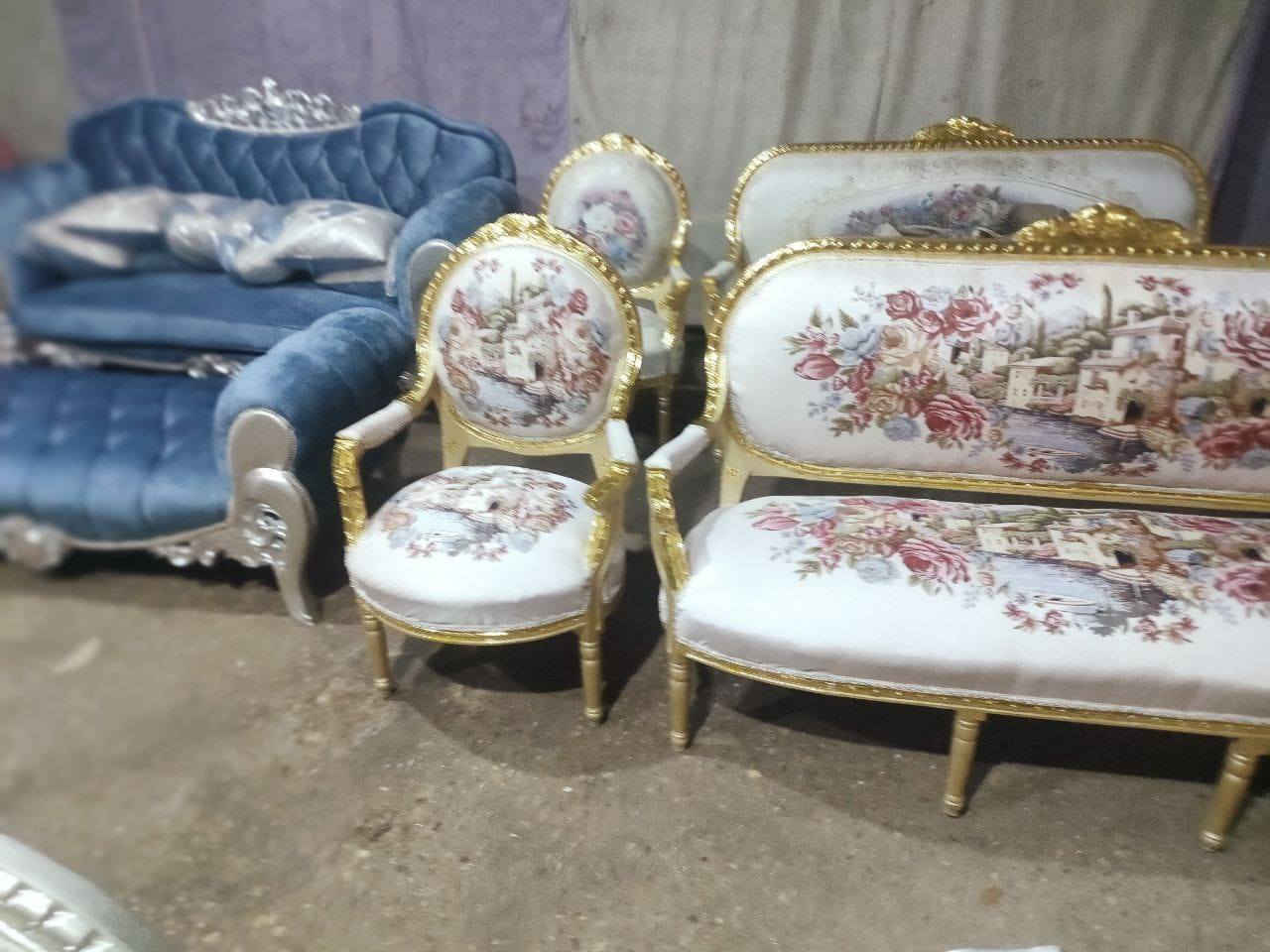 ✨ صالون تحفة بجد
خشب زان أبيض بالكامل 🤍
قماش هايبر بوكيهات راقي
دهانات قشرة ذهب دوكو ✨
سفنجات وحشو كارينا لراحة وثبات
شغل تقيل وتشطيب يفتح النفس 👌
للتفاصيل ابعتلنا رسالة وهرد عليك فورًا 😊


**إذا كنت صاحب هذا الإعلان وتريد حذفه لأي سبب، رجاءا أرسل رسالة إلى الدعم الفني**