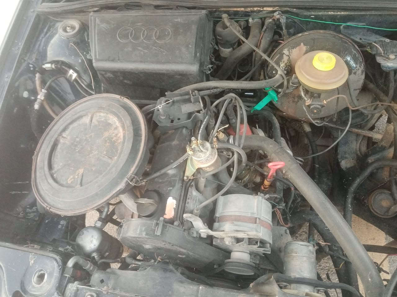 السلام عليكم اودي للبيع موديل 91 يوجد كربون محرك وغير شرط سياره حار بارد سعر 25 وبيها مجال عن الوان حي القاهره *********** محرك 08
