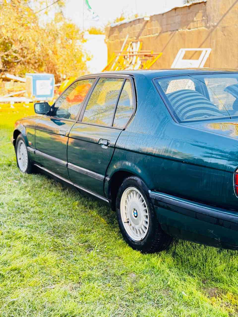 السلام عليكم BMW موديل91حجم730رقم كربلاء سنويه صاقطه كير ومحرك خير من الله السعر المطلوب 44وبيه مجال مكان السيارة واسط العمانيه للستفسار***********
