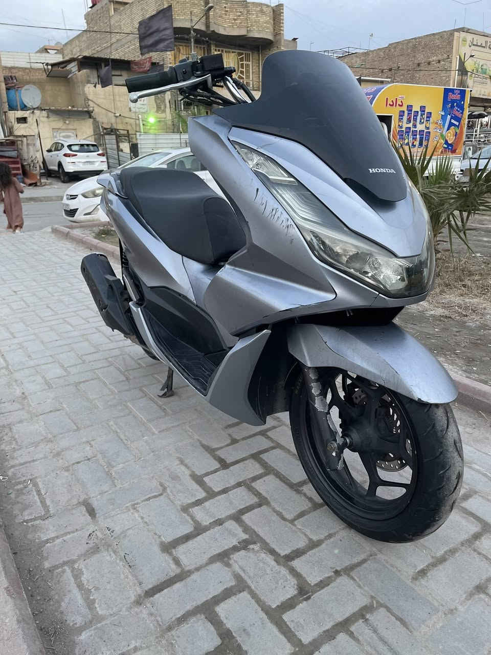 شباب بيسي اكس جيل الرابع مكفولة كفالة عامة ماشية 27السعر 14ونص الرقم ***********
