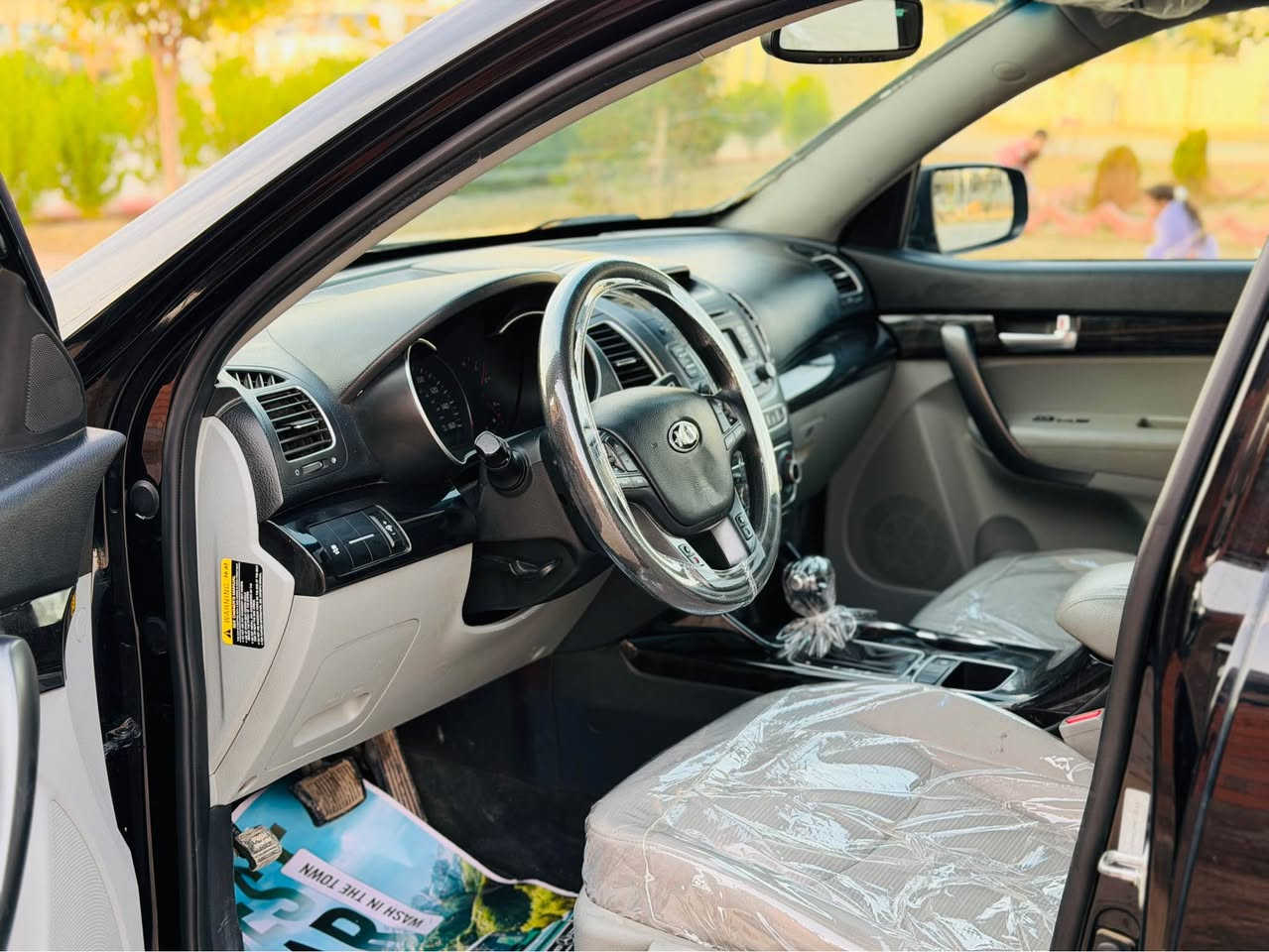 🚘 – كيا سورنتو 2014 وارد أمريكي 🇺🇸
 (( رقم ديالى الماني سنوية باقيلها سنة )) 
  ----- سعرها 132 بيع مستعجل سياره جديده ------
🔹 محرك: 4 بستم (V4)
🔹 الممشى: 99 ألف حقيقي
🔹 الاستخدام: شخصي
🔹 الحالة: جداً نظيفة ومرتبة
🔹 الضرر: خفيف جداً (صور الضرر مع سونار داخل منشور)
🔹 بدون أي دواخل
🔹 شرط الفحص كامل (چاملغ + حافة البويند)

📍 الموقع: ديالى – خانقين
📞 للاستفسار: ‭***********‬
📞 للاستفسار: *********** خناقين, ديالى
