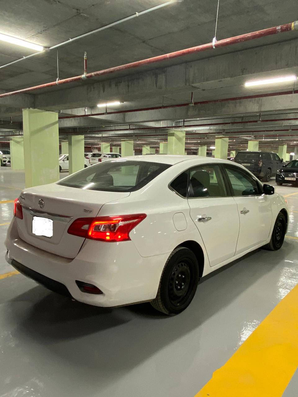 نيسان سنترا 2019 
ادوات ادوات ادوات (بدون رقم )
فئة SV
محرك 1800 + كير جديده بمعنى الكلمه 
✅بصمة
✅شاشه 
✅كاميرا دواره 
✅تحكم ستيرن جهتين 
✅داخل اسود 
✅ويل 16 عادي + كباته موجوده 
✅تبريد شغال 
✅حدادية جديده 100‎%‎ 
‏✅ABS + مانع انزلاق 
✅بلوتوث + منفذ AUX +USB
✅تخم تاير جديد 
السياره جديده بمعنى الكلمه ومديلها عالي 2019 
ما عايزه اي شي 
السعر 52 وبي مجال للطيبين 
مكان السياره النجف 
للأستفسار الاتصال على الرقم ‭0784 195 0680‬
