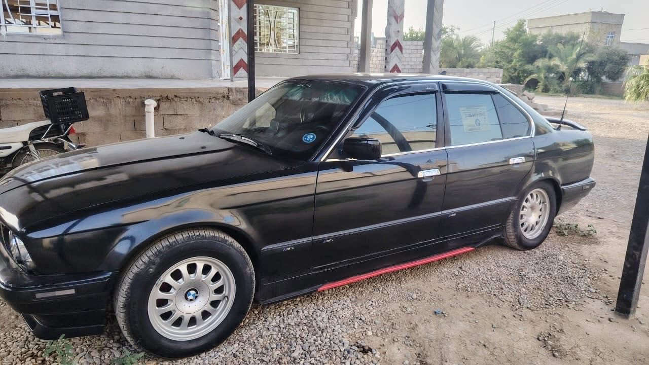 530 فول اوتو صبغ عام جماليه سياره تحفه مايعوزها برغي تخم تاير صدر  امامي خلفي كهربائيات كلها شغاله تحويل كابون بانزين 

موديل ٩١ فتحه سلايت جوم كهرب شاشات بالكشنات 
السعر 55 مقدمه زينه ترهم 

مكاني موصل ناحيه القياره قريه ازهيليله  الخاص مقفول اتصل بالرقم ‭***********
