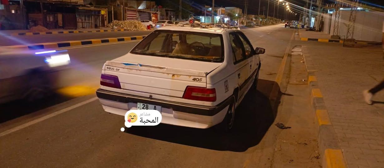 السلام عليكم بيجو 405موديل 2012للبيع رقم انكليزي بسمي رقم نجف السعر 28السياره خير من الله هزه جديده مكينه كير حداديه  تبريد عوزه غاز  تخم تاير السياره حلوه ونضيفه 
للستفسار اكثر اتصل ***********
