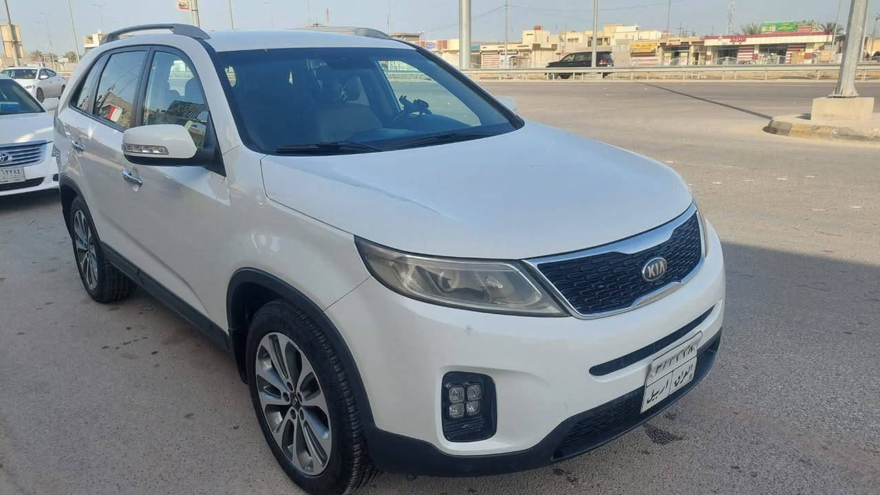 بيع سورنتو 2015 خليجية، مكفولة كفالة عامه ماعده شبرصبغ يم البك لايت  و  سياره نظيفه  مال بيت   ماشيه(163)  ألف  محرك 4 سلندر 2400، بصمه  سبعة راكب، ثلاث قطع تبريد، ويل كب 19  لدات امامية، مرايات شفط، مانع انزلاق،  حساسات أمامية وخلفية.
رقم (رقم أربيل)  تحويل  مباشر السيارة مكانها ب(كربلاء)
السعر159) ورقة وبيه مجال حق جيه  
أتصل وتدلل رقم الموبايل ***********
