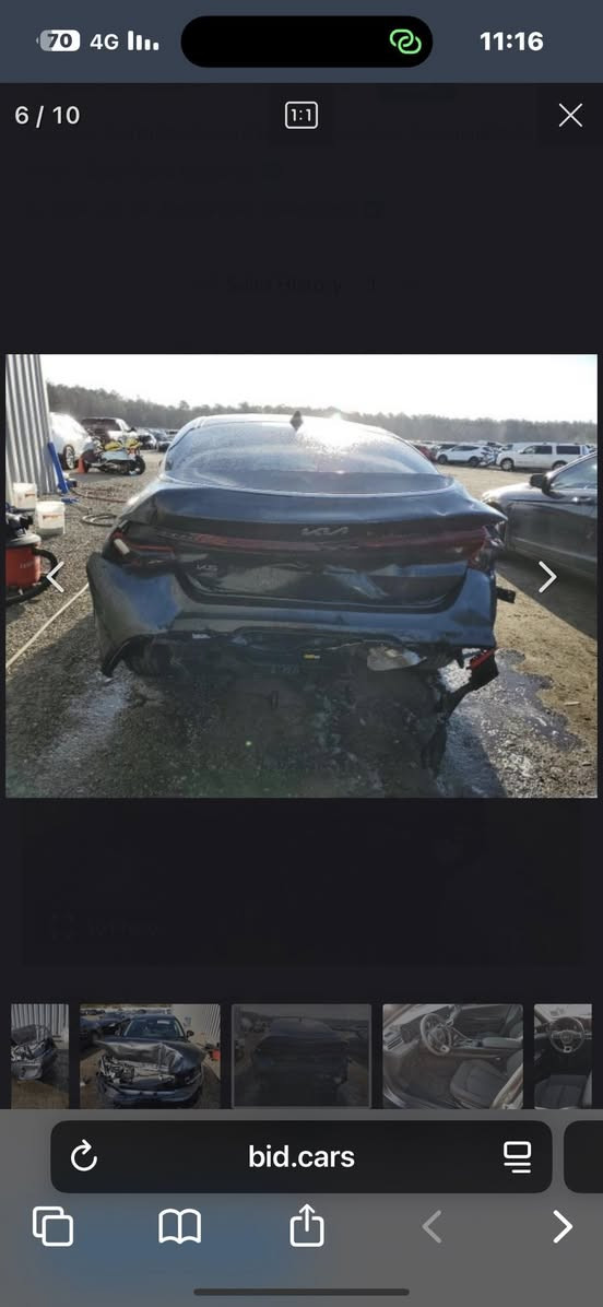 السلام عليكم
من رخصه الادمن 
K5 موديل 2023 
فول موصافات عدى فتحه 
حادثه قطعتين مبين بل صور بدون دواخل ولا لخد ولا شاصي مكفول سياره باسمي بغداد 
عارضه 155$
وبيه مجال بسيط 
الشراي يتصل *********** وتس اب
