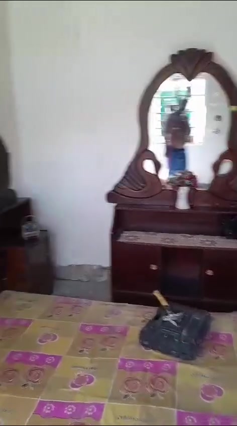 سلام عليكم غرفه نوم للبيع ب ٢٠٠ مكاني بغداد الحسينيه مال راشديه  بيها بس الميز تواليت جامه مالته نكسرت


**إذا كنت صاحب هذا الإعلان وتريد حذفه لأي سبب، رجاءا أرسل رسالة إلى الدعم الفني**