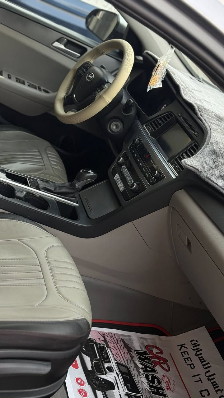 سلام عليكم سوناتا٢٠١٦
امريكي السياره كله ليبل واحد حادث دعاميه و خشم جاملغ امامي فقط نفسه مامبدل سياره جديده جاهزه كير ومحرك وحداديه كهربائيات تخم تاير جاهزه على كلشي 
رقم اربيل دولي سنويه ال٢٨ 
والسياره نفس الصور واحلى 
مكان السياره واسط نعمانيه 
السعر ١٢٨$ وبيه مجال بسيط. 
***********
‭٠٧٨١ ٢٣١ ٥٦٠١‬
