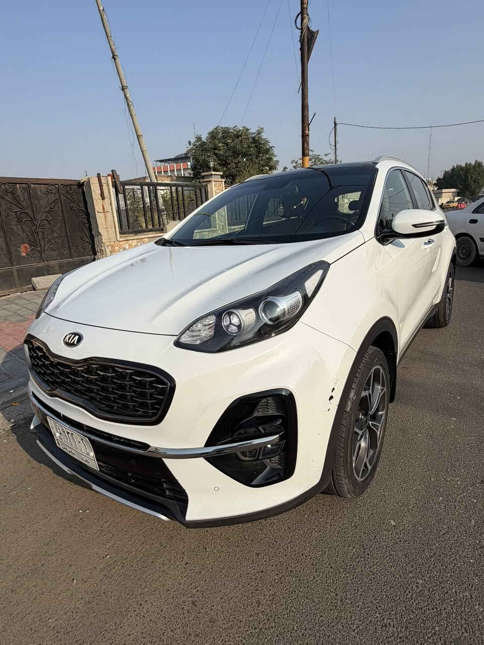 سبورتج جي تي لاين 2020 خليجي
مواصفات جي تي لاين معروفه سياره على ايدي 
ماشية 78 الف
رقم بغداد بسمي 
السعر :22.5 وبيهة مجال 
مكان سيارة بغداد 
الاستفسار :
***********
***********
