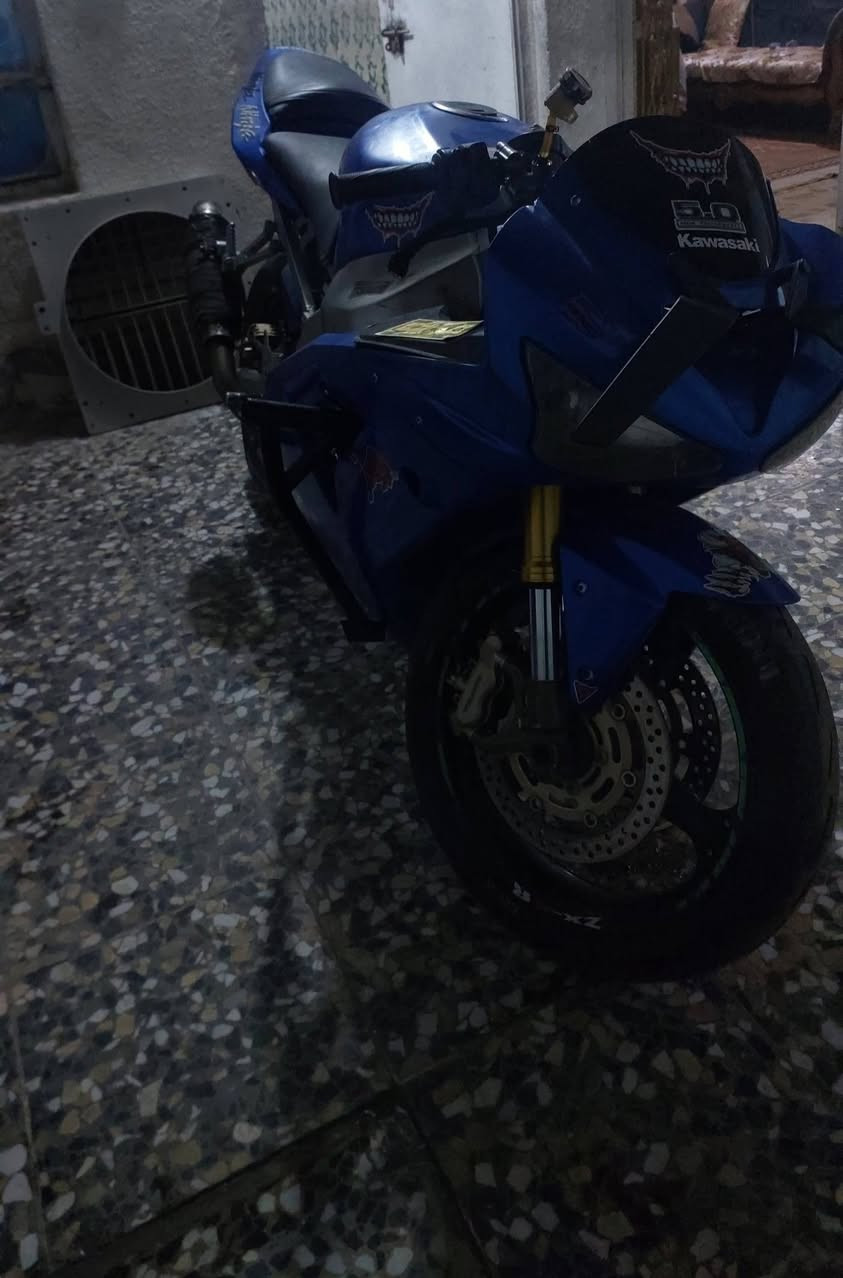 السلام عليكم شباب اقرو المنشور زين وبخدمتكم 
كاوسكي 636  2004 منفيس مجفت جديد شغل يدوي  اليوم طلعت من التجفيت صار عندي قطع بضفيره والنوزلات بعد ماتبخ فماعرف شنو الوضع صار المهم الدارجه تجيب فيتر وياك للبيت يفصح تقتنع بلعافيه عليك ماتقتنع على راسي هلا بيكم السعر نهائي شباب 16قفل لان الله شاهد صارت عليه فوك ال22 بلعافيه عل ياخذهة مكاني بغداد   ارجع وكرر جيب فيتر وياك وتعال افصح ابيع هلموجود ***********
