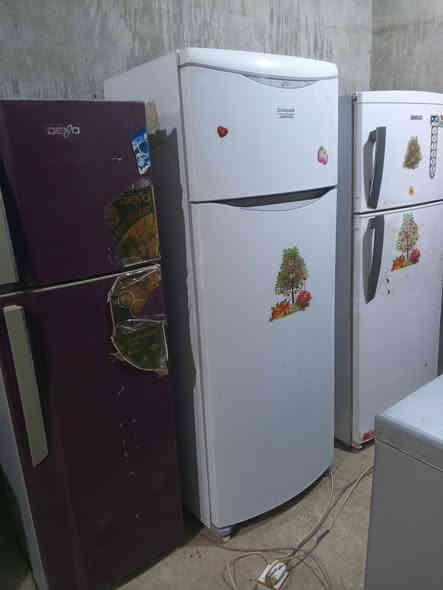 *********** للبيع المكان عمانيه
