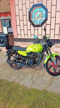 موطور سونك موديل 2024 مستخدم شي قليل ما ناقصه برغي نعومه وكاتم  اوراقه...