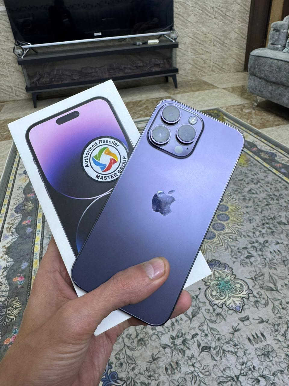 ايفون 14 برو ماكس 📱
جهازك لوك  كله ع بلاد
ذكره 256 جهاز ماستر عربي
كيبل يجي وياه كارتونه (سع 640)فقل جهاز مال بيت محتاج وريد ابيعه
هاتف (***********
