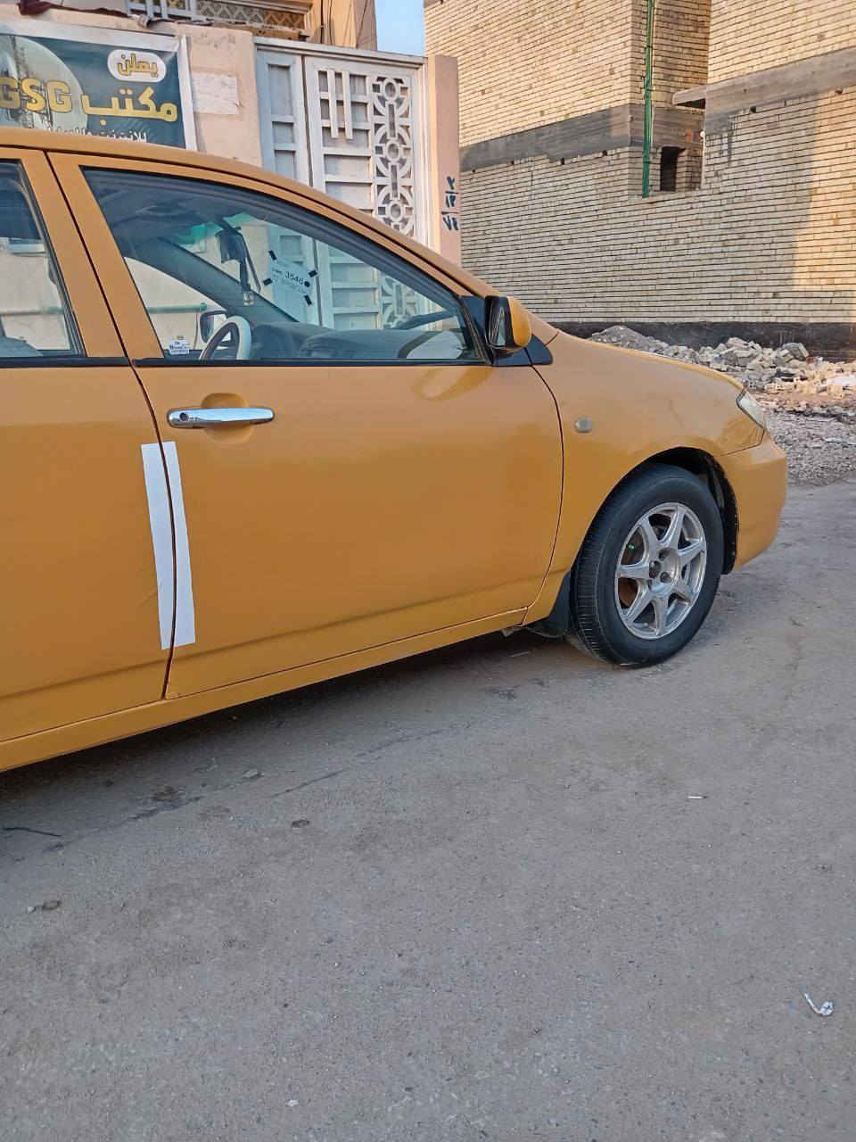 سلام عليكم بي واي دي مديل ١١ رقم بغداد انكليزي تحويل ثاني يوم  سياره نضيفه  داخل جديد F3 كير ومكينه لانسر جدد بيها صبغ حزام  اثر الجراد وجاملغ امامي صدر جديد
عينه وصينيه جديده كهربائيات كلهه شغاله  تخم تاير جديد سياره جاهزه تبريد يُشَتغلً بس بي خلل بسيط   السعر 42وبيها مجال مكاني بابل قضاء المحاويل ***********
