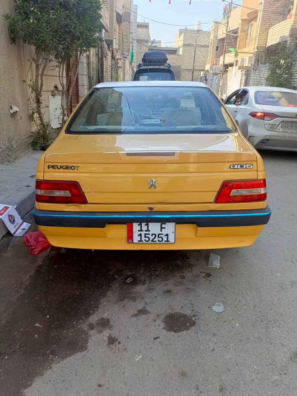 سلام عليكم شباب بيجو لميس
سياره محوره مكينه وكير بيكاجو ١٥٠٠ منظومه مال غاز 
 2015 كفاله عامه من الضربه والصبغ سياره كولش جديده كولشي بيها شغال تبريدها ثلاجه تخم تاير جديد ما بيها نقص كد البرغي بسمي سياره مصفره هيئه وغرامات مكاني بغداد اخون اني مكلف بنشر 
السعر ٣٨
*********** وتساب
+***********
