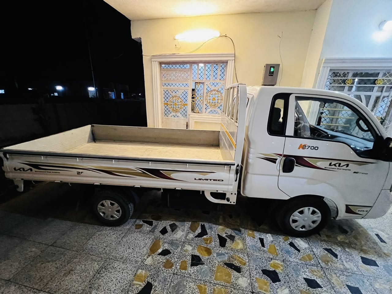 السلام عليكم ورحمة الله للبيع كيا موديل(2022)شكل جديد ماشيه 70فول بس بيها طخه زغيره فوك البنيد هذا رقمي للاستفسار (***********)
مكاني الدجيل
