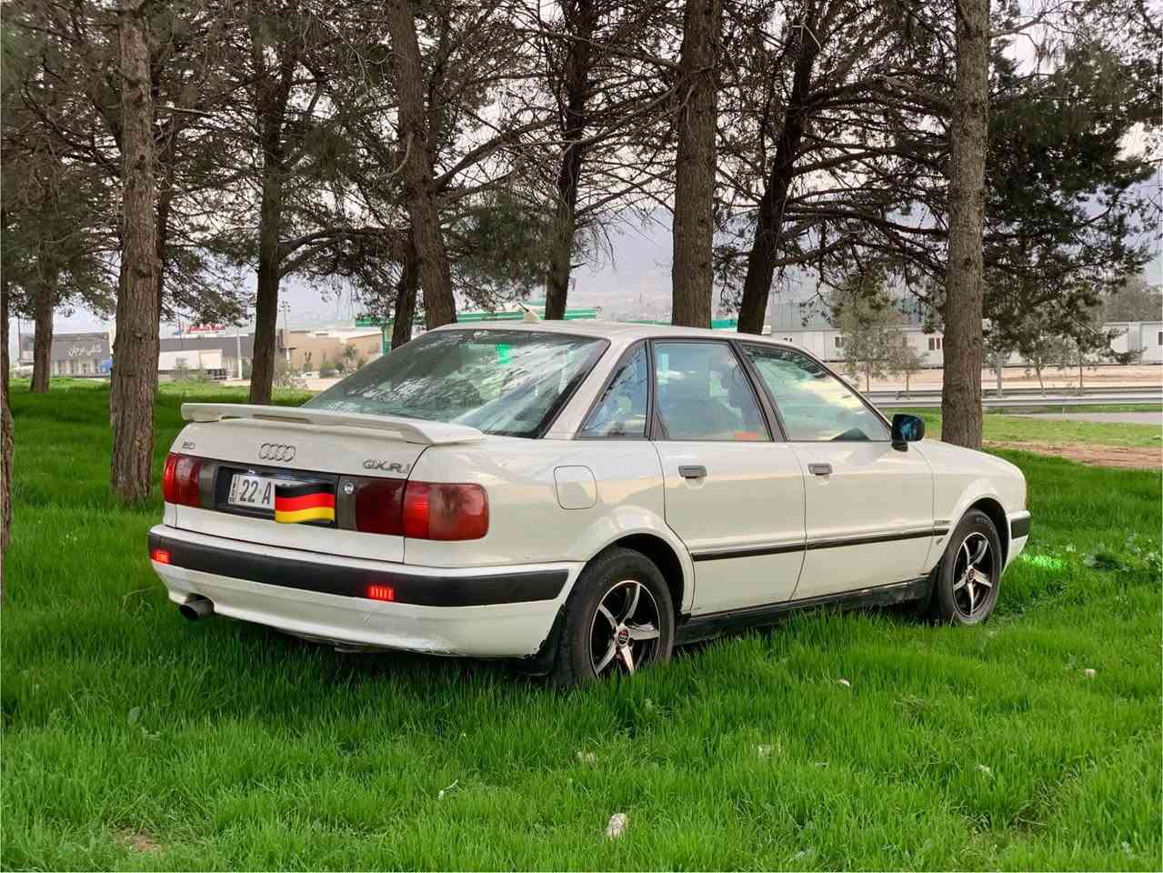 ئۆدی مۆدێل ١٩٩٤ بێ بۆیاخ بێ دەعم بێ سارد هەموو گیانی لەسەر دەقی شەریکە ماوەتەوە نوخسانی نیە سەیارەی دەستی خۆمە . گێڕ و مەکینەو تەقەو ڕەقە بەشەرتی هەزار فیتەر . سەیارەکە گێڕ عادیە و مەکینەی ٤ بستۆنە . تەبرید سارد و گەرم لەسەر سوویچ مەزبوت بەشەرت . ٤ تایەو ویلی زۆر جوان . سەیارەکە ناوو دەری لەسەر دەقی شەریکە ماوەتەوە هیچ نوخسانیەکی نیە و وەک شەریکەیە . کامل جوانکاری ناوو دەری بۆ کراوە ... 

گۆڕینەوەش دەکەم بە شتێک بەدڵم بێت 🤍. 

بۆزانیاری زیاتر پەیوەندی بکە بەم ژمارە تەلەفونەوە 
Watsapp&viber(***********) جوابی نامە نادەمەوە لەگەڵ ڕێزدا🤍. السليمانية, العراق
