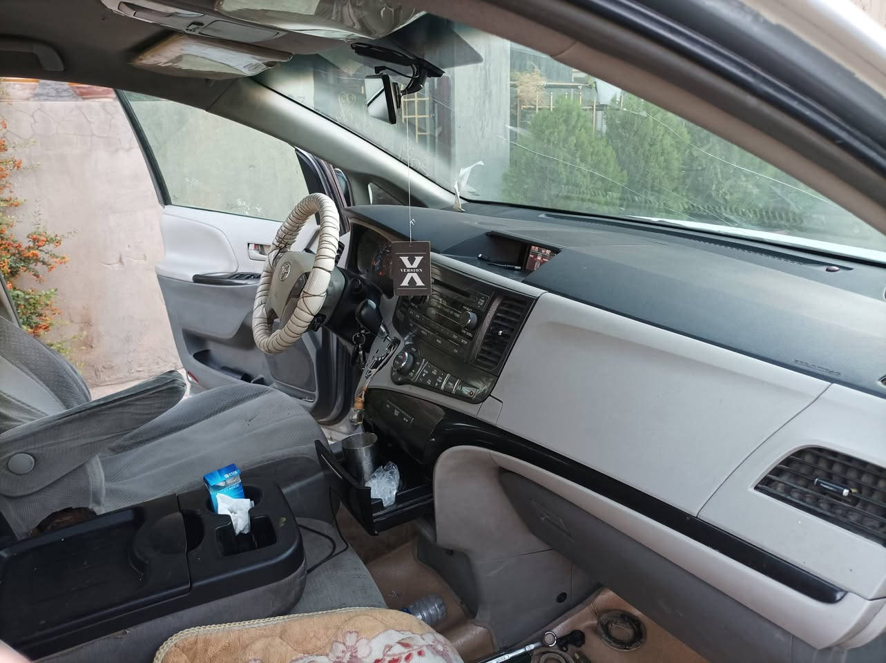 السلام عليكم
سينا للبيع اجرة موديل 2013 جاهزة، السعر 160 ورقة 
***********
